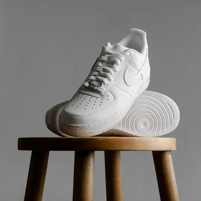 Nike Mens Casual Shoes (white)