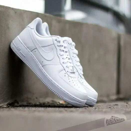Nike Mens Casual Shoes (white)